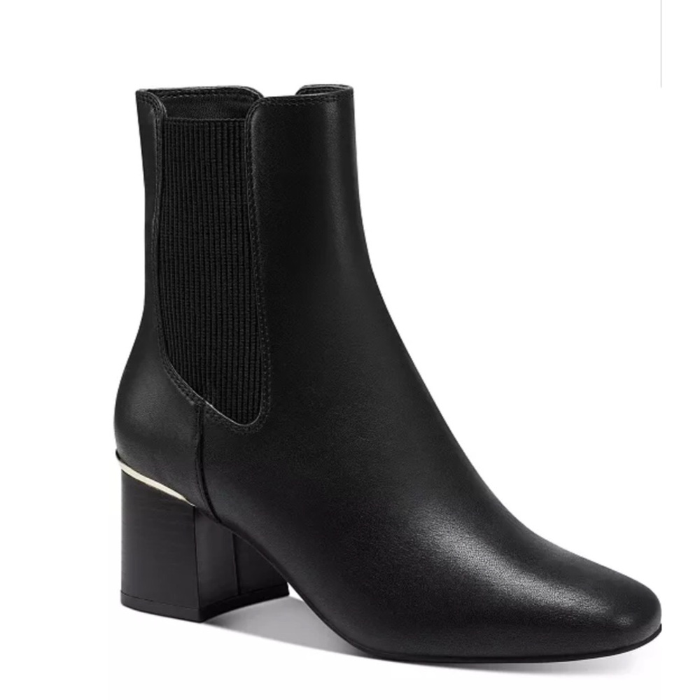Alfani Step N Flex Rockee Bootie
Size 8.5 NEW!